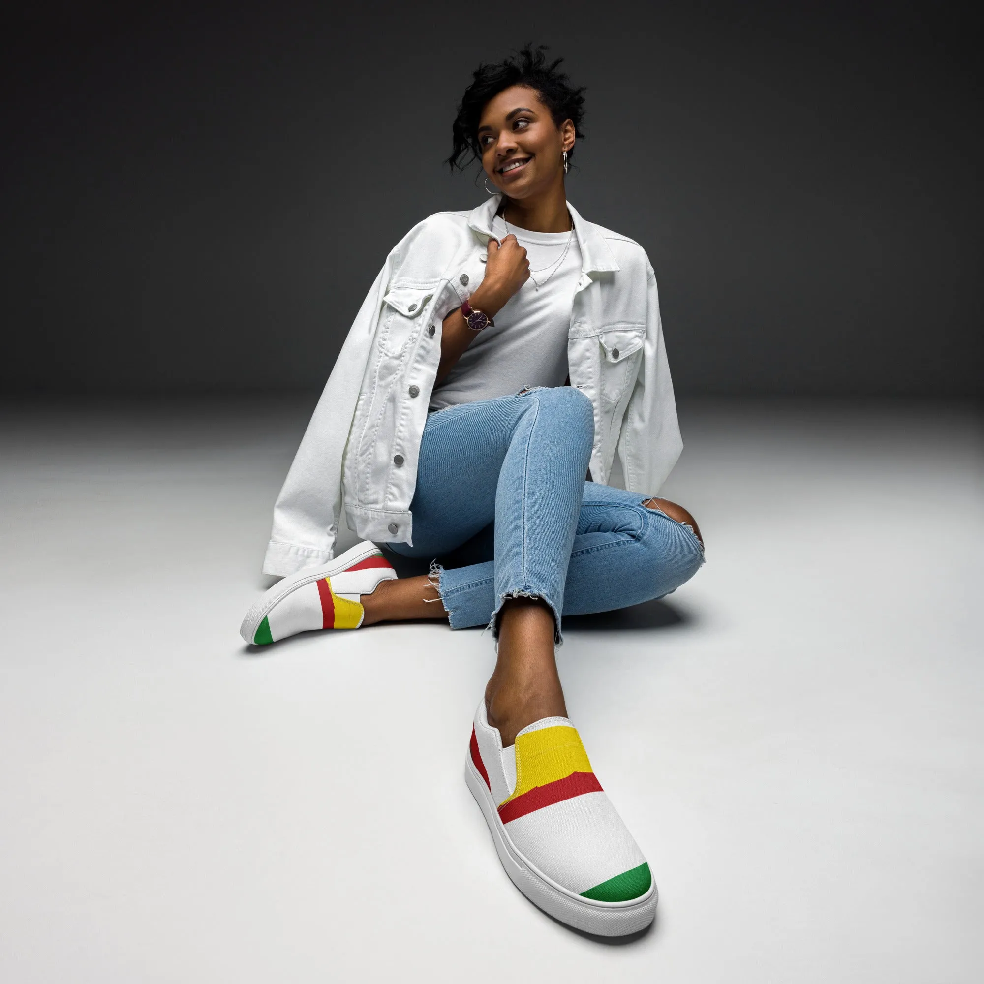 AFRICA STRIPES Women’s Slip-On Canvas Shoes (White)