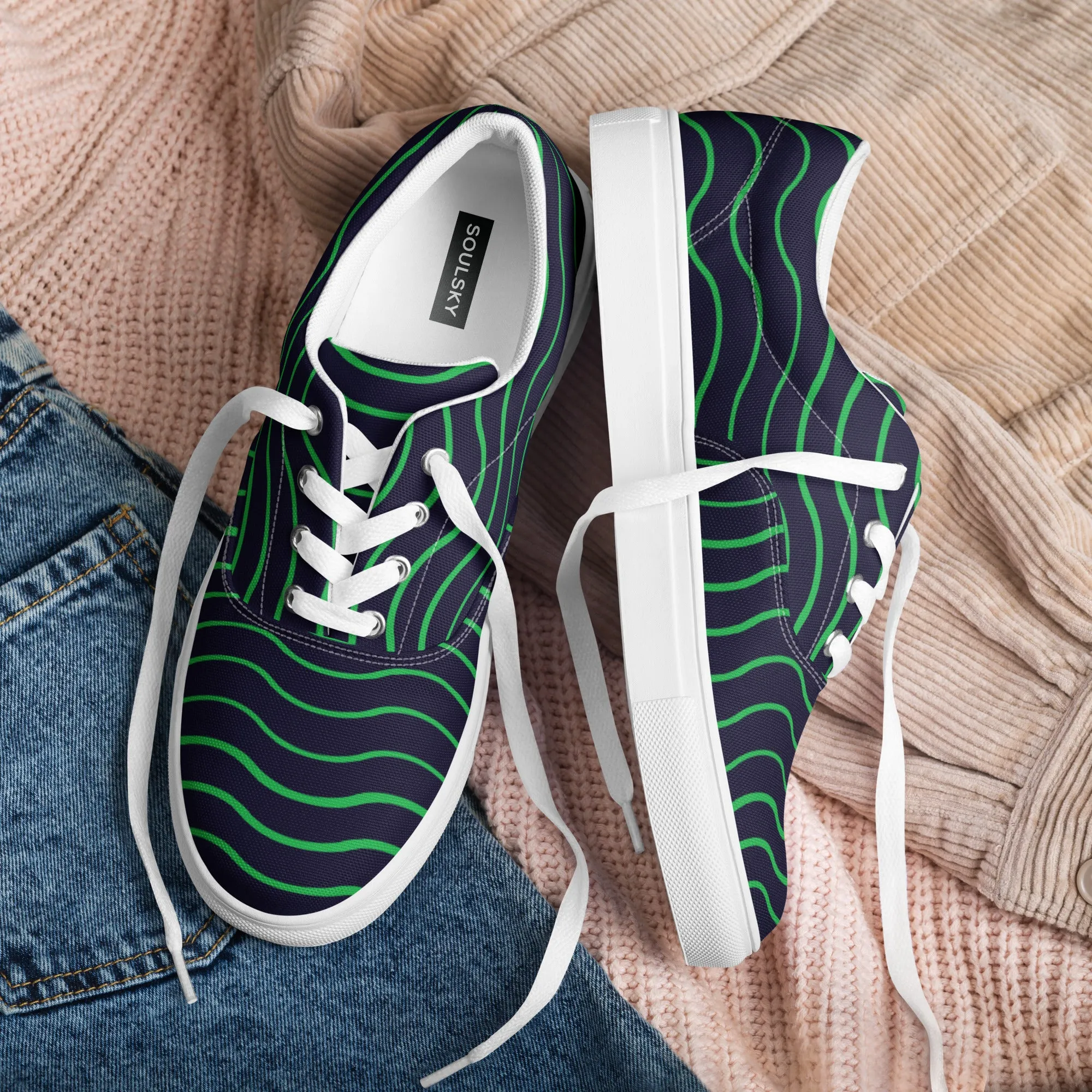 BE LIKE WATER Men’s Lace-Up Canvas Shoes