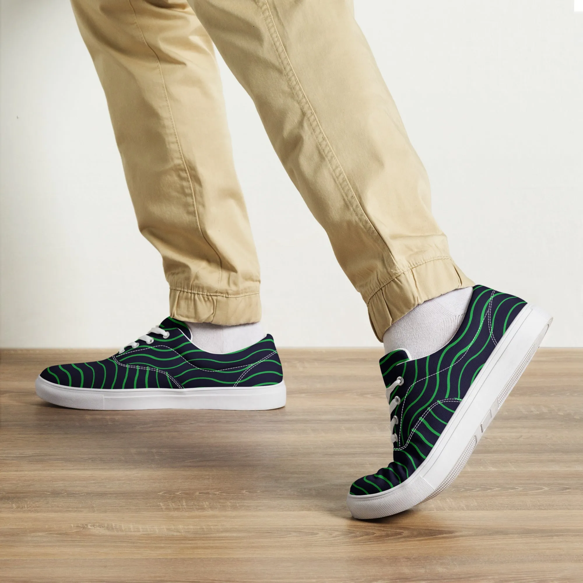BE LIKE WATER Men’s Lace-Up Canvas Shoes