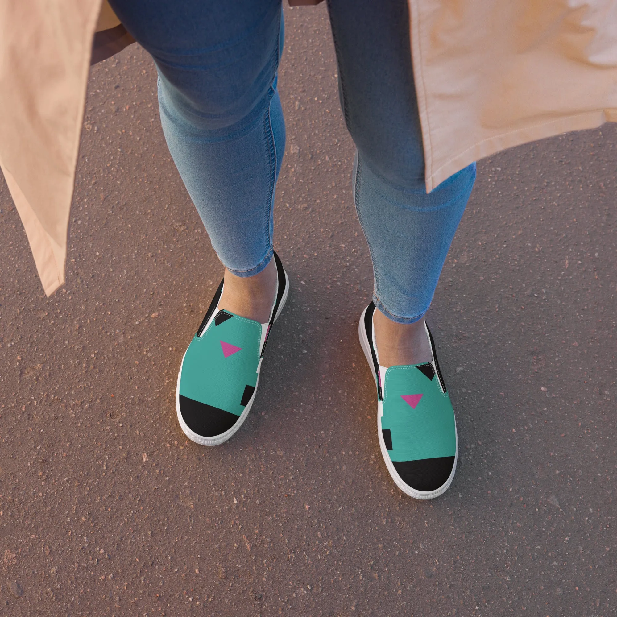 MISSING LINK Women’s Slip-On Canvas Shoes