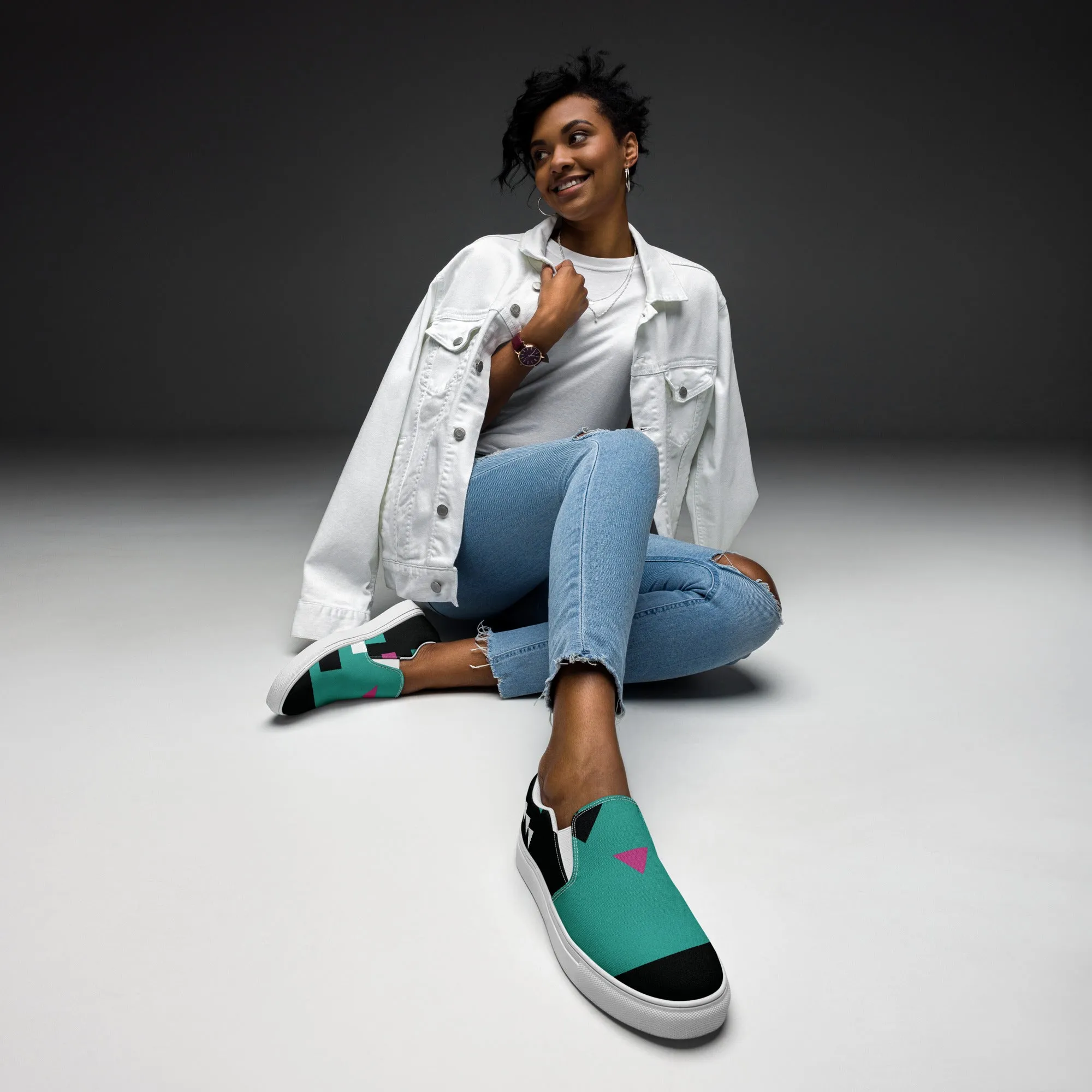 MISSING LINK Women’s Slip-On Canvas Shoes