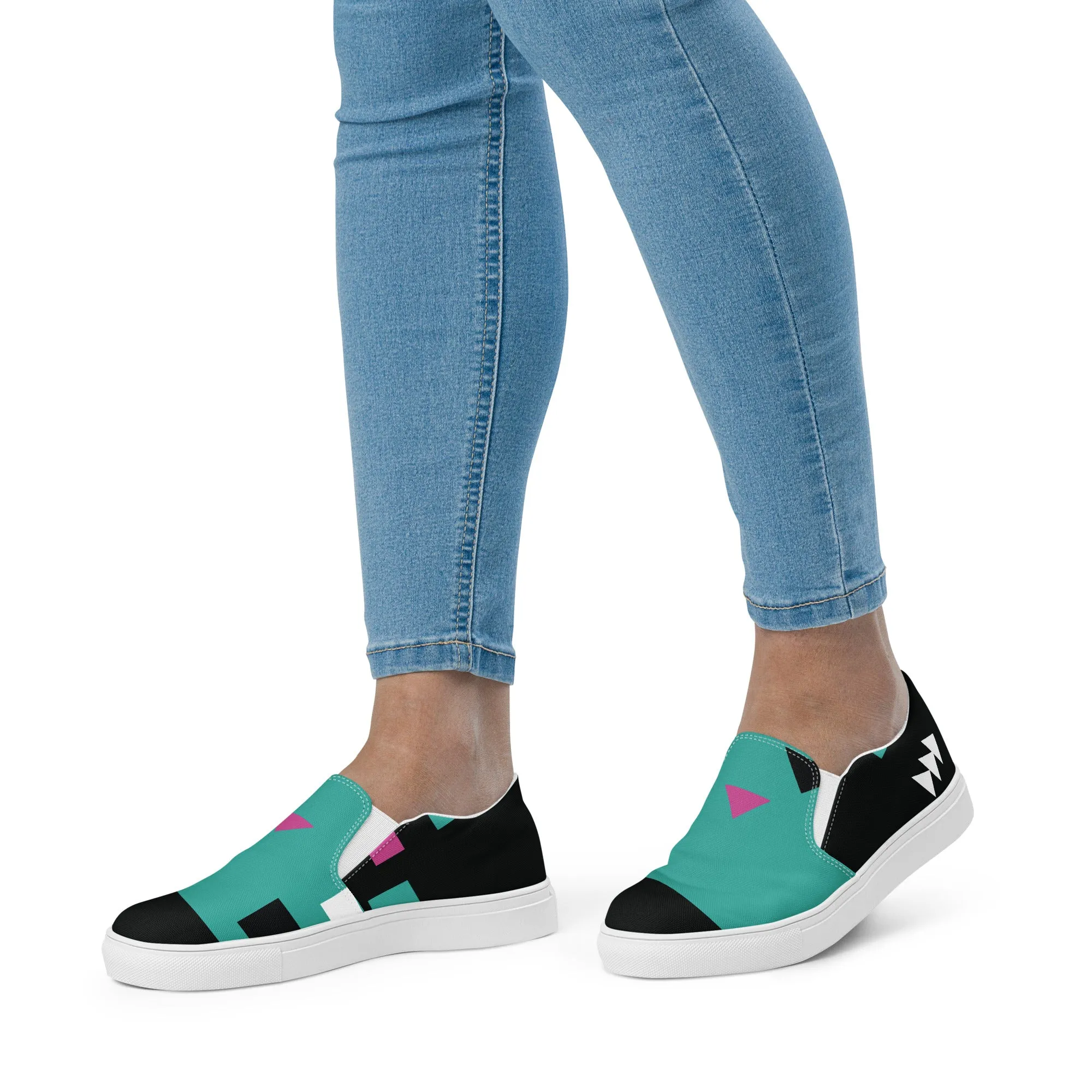 MISSING LINK Women’s Slip-On Canvas Shoes